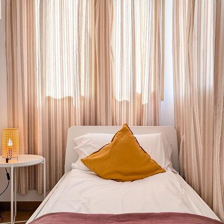 Gerona Levante Beach Apartments Benidorm Luaran gambar